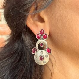 Amara – Studs with Rani Pink Stones