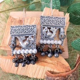 Umrao – Timeless Grace Earrings