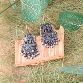 Vanya – Elephant Charm Drop Earrings